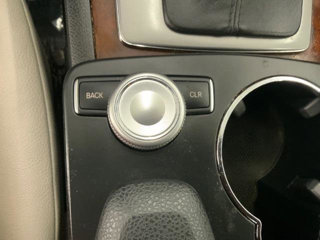 Used 2011 Mercedes-Benz C 300 Sedan image 16
