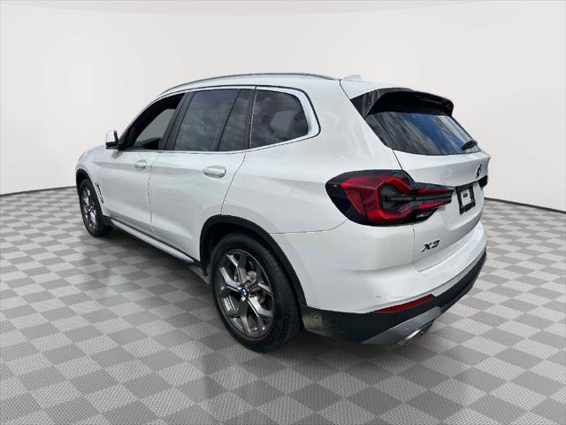 Used 2024 BMW X3 xDrive30i w/ Premium Package AWD/4WD image 3