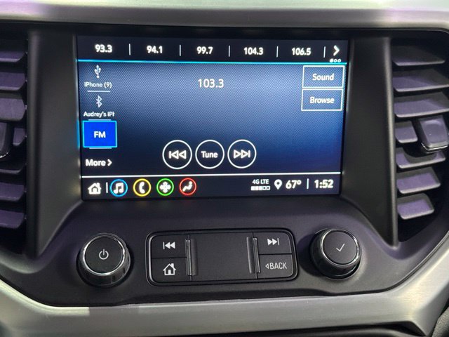 Used 2020 GMC Acadia SLE AWD/4WD image 17