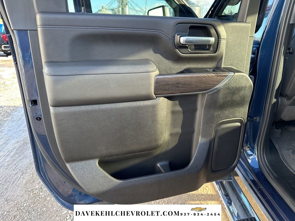 Used 2022 Chevrolet Silverado 2500 LTZ w/ LTZ Plus Package image 18