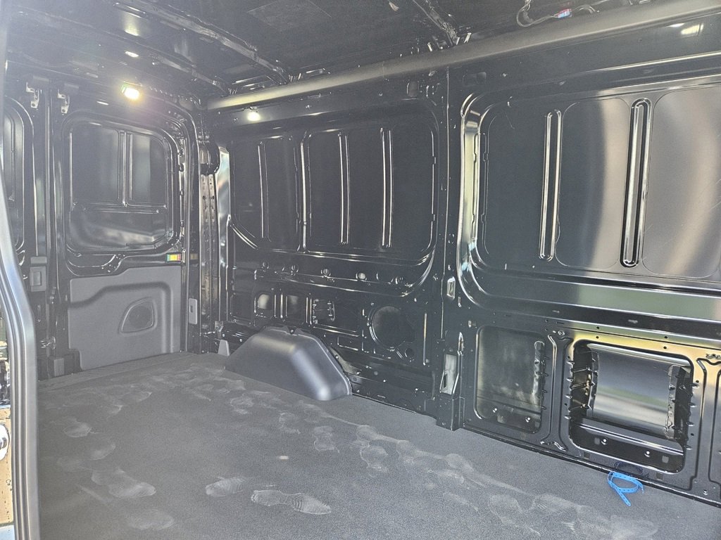 New 2026 Ford Transit 350 148 Medium Roof AWD image 21