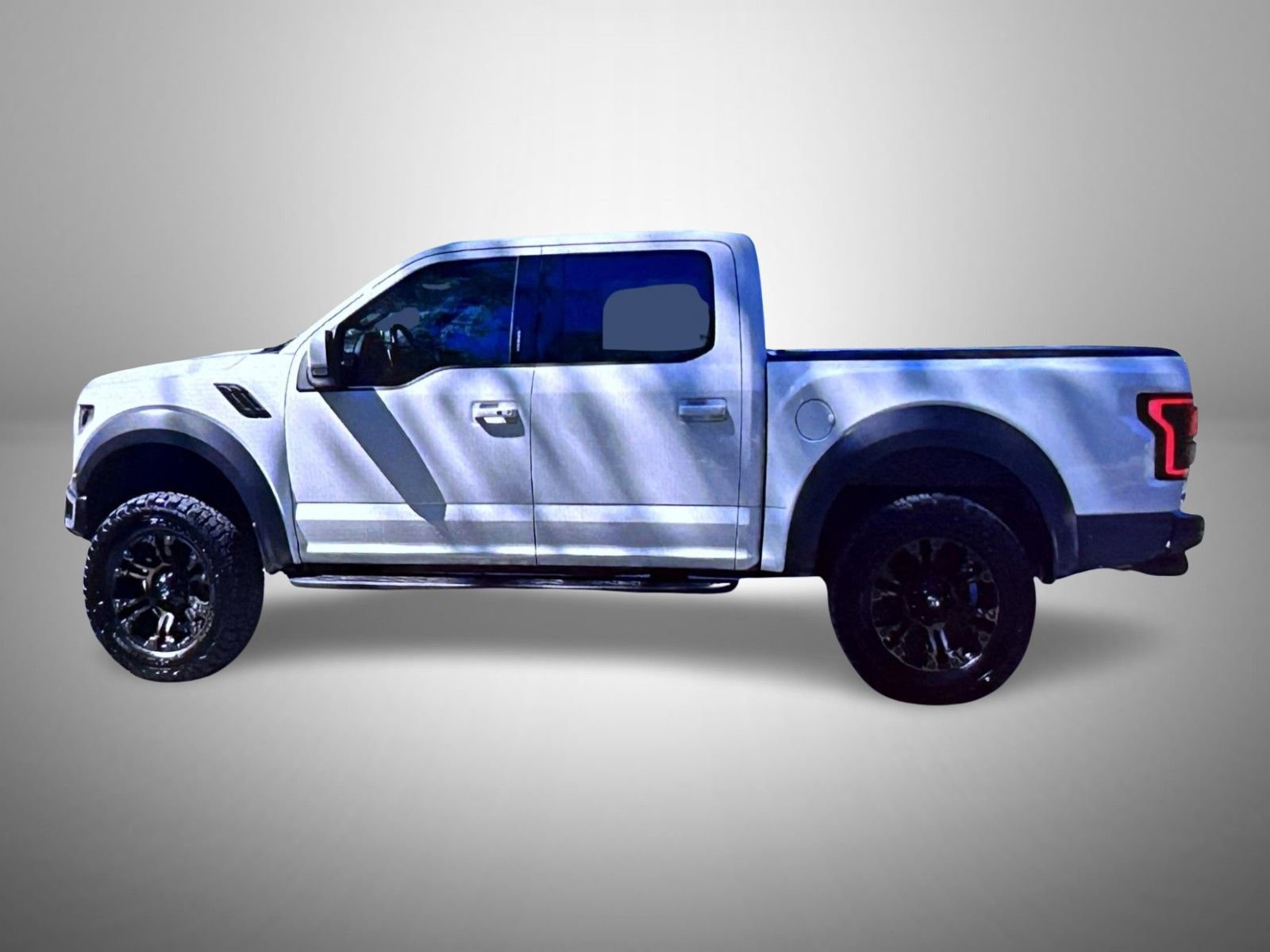 Used 2020 Ford F150 Raptor w/ Equipment Group 802A Luxury AWD/4WD image 8