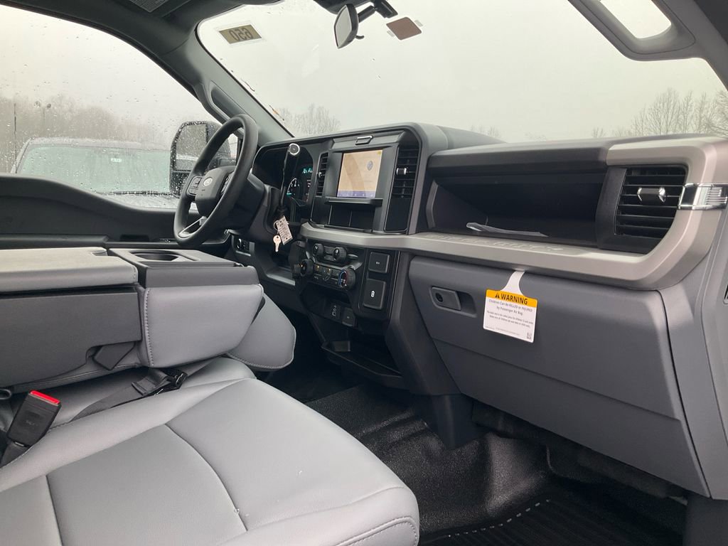 New 2026 Ford F350 XL w/ XL Chrome Package image 10