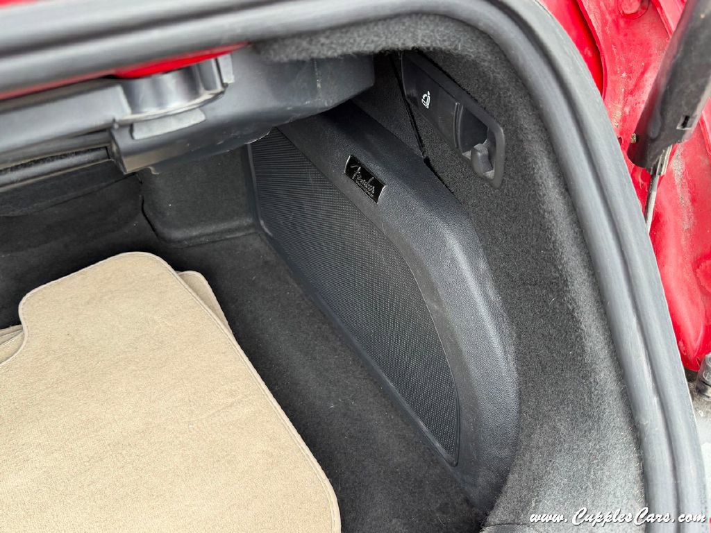 Used 2013 Volkswagen Beetle 2.0T image 9