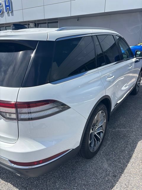 Used 2026 Lincoln Aviator Reserve RWD image 10