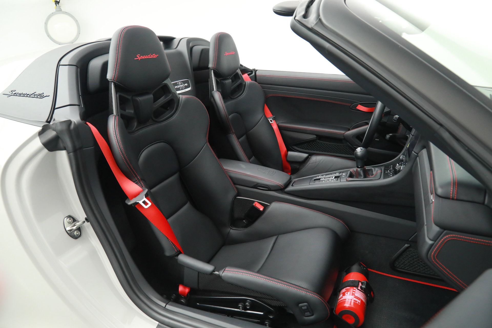 Used 2019 Porsche 911 Speedster RWD image 18