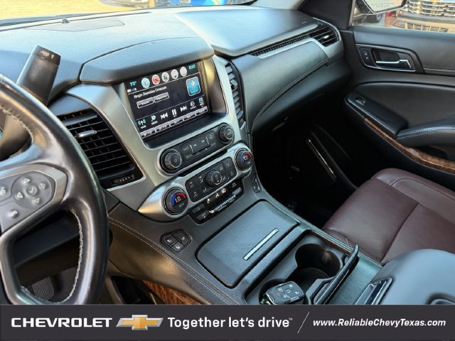 Used 2020 Chevrolet Tahoe Premier w/ Premier Plus Edition RWD image 18