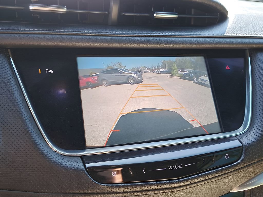 Used 2017 Cadillac XT5 Luxury w/ Driver Awareness Package image 23