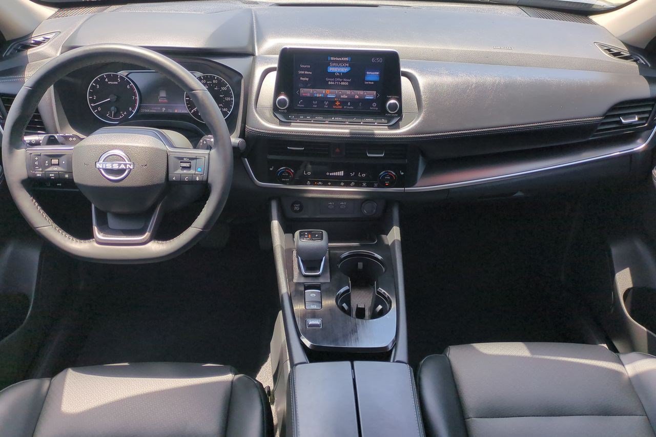 Certified 2025 Nissan Rogue SV w/ SV Premium Package FWD image 21