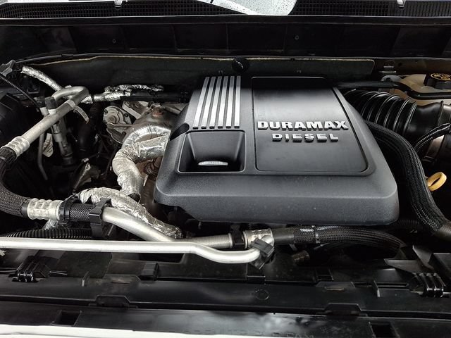 Used 2020 Chevrolet Silverado 1500 High Country w/ Technology Package AWD/4WD image 30