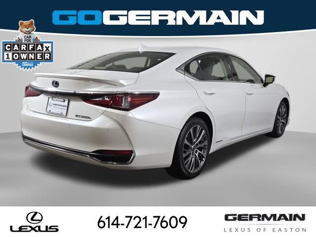 Used 2019 Lexus ES 300h image 9