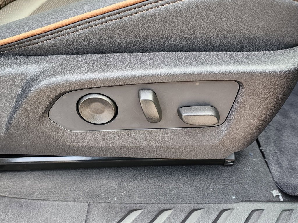 New 2026 GMC Canyon AT4 w/ Technology Plus Package image 43