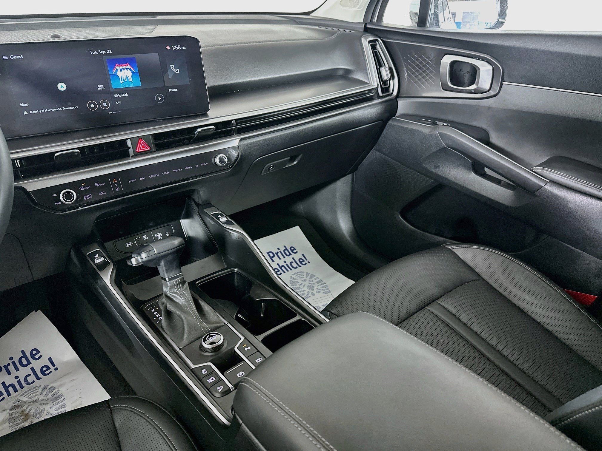 Certified 2025 Kia Sorento S w/ Panoramic Sunroof Package FWD image 23