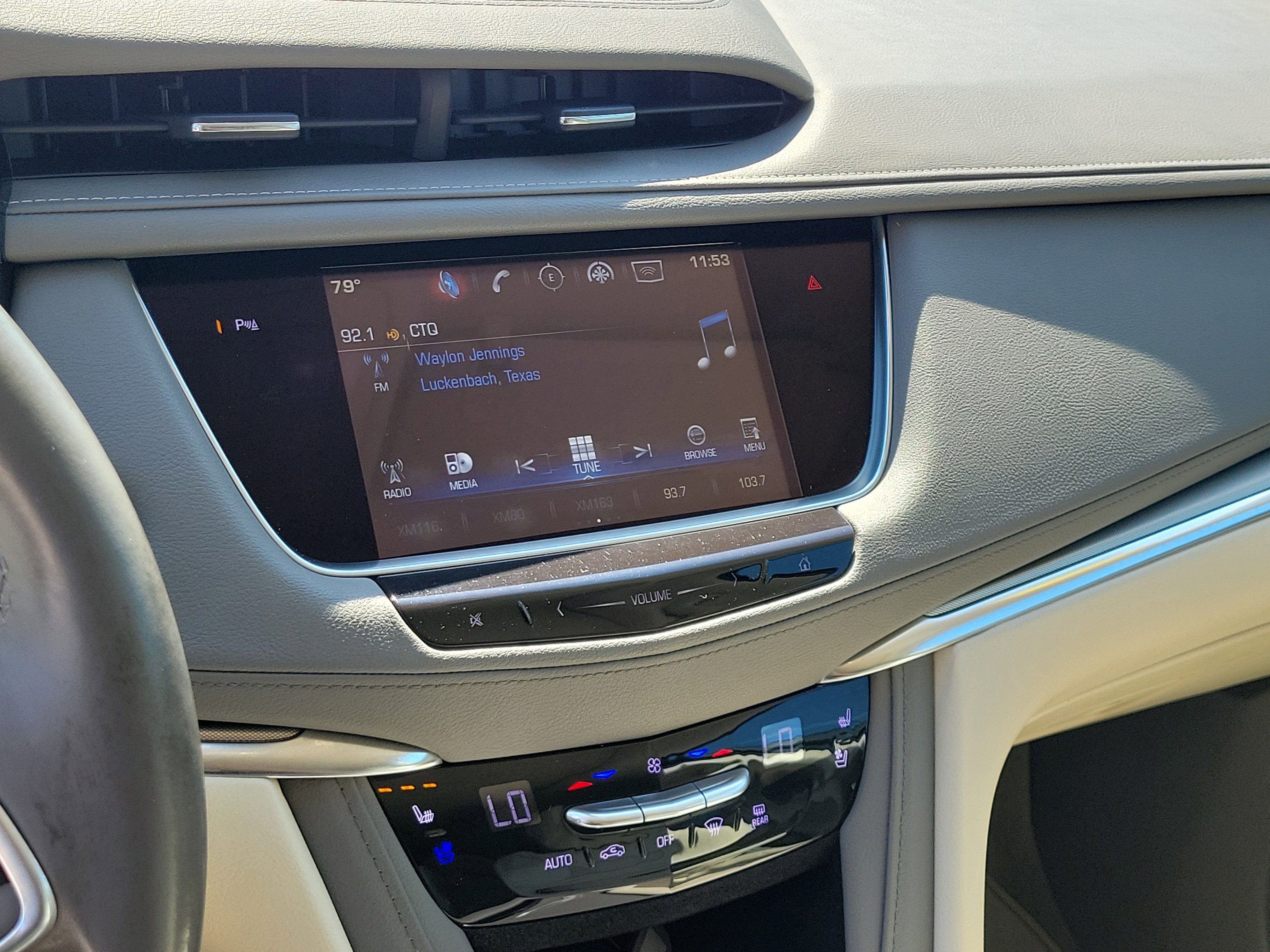 Used 2017 Cadillac XT5 Premium Luxury w/ LPO, Wheel Lock Package image 30