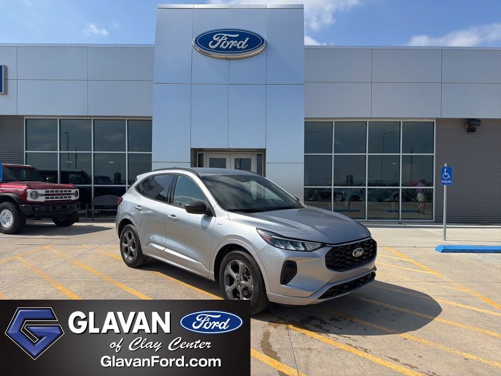 Used 2024 Ford Escape ST-Line w/ Equipment Group 301A FWD image 1