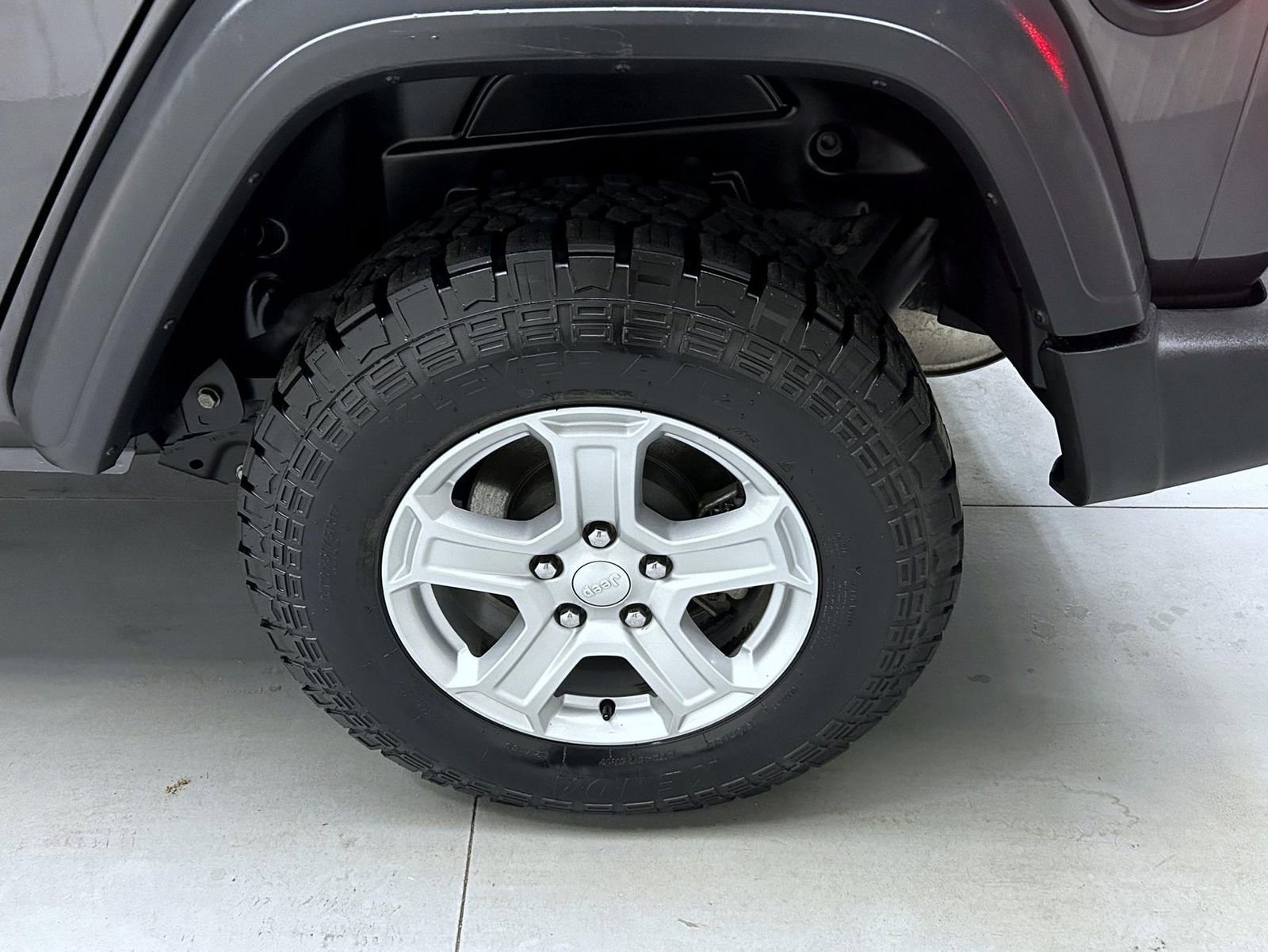 Used 2020 Jeep Wrangler Unlimited Sport S AWD/4WD image 22