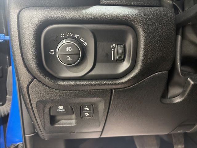 Used 2023 RAM 1500 Big Horn AWD/4WD image 11