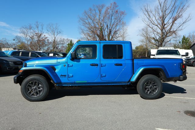 New 2026 Jeep Gladiator Sport image 10