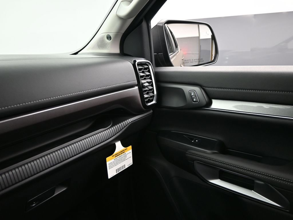 New 2025 Ford Ranger Lariat w/ Convenience Package image 21