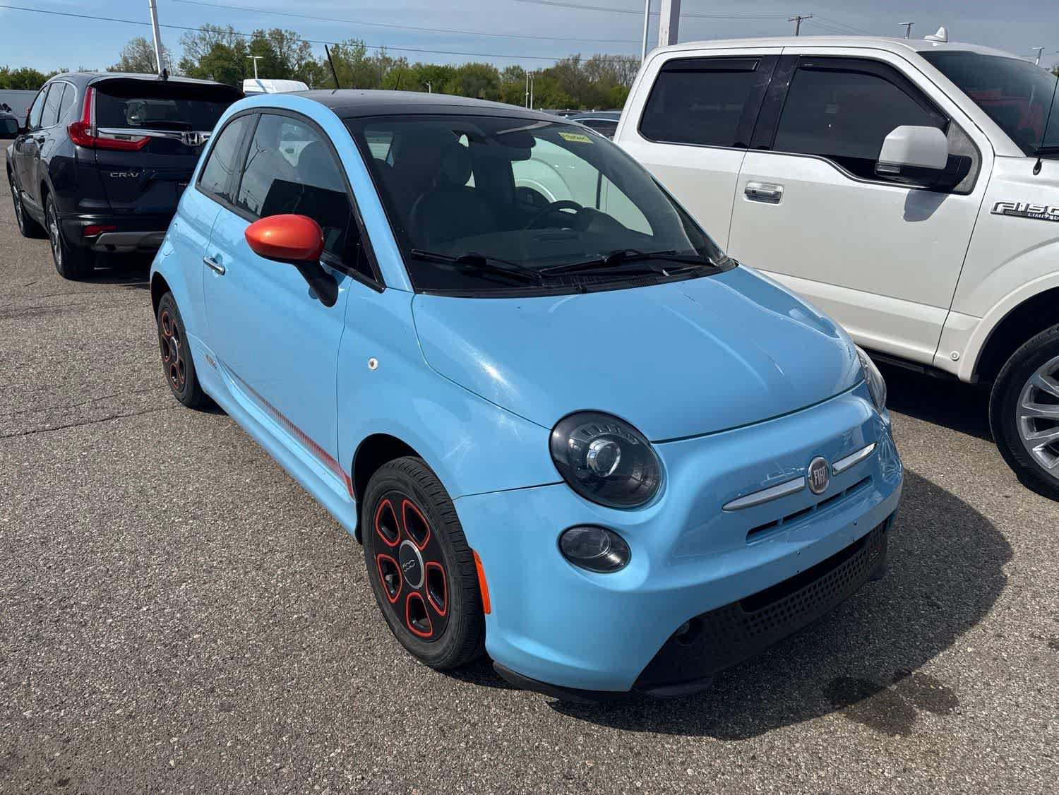 Used 2015 FIAT 500 e w/ Esport Package FWD image 21
