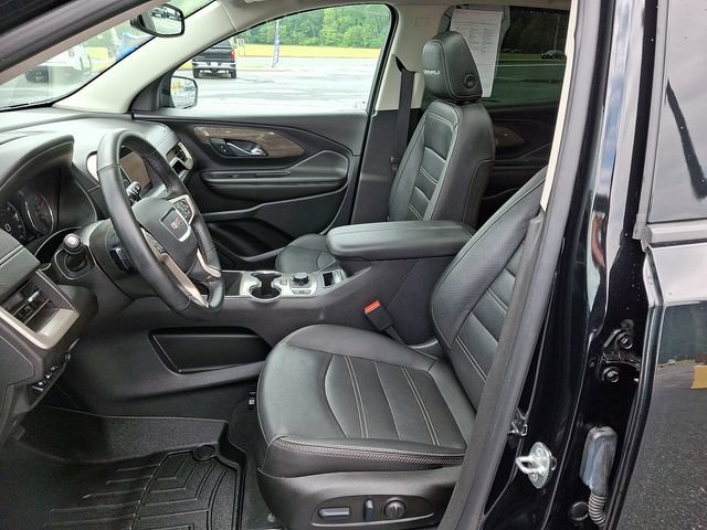 Certified 2023 GMC Terrain Denali w/ Denali Premium Package AWD/4WD image 13
