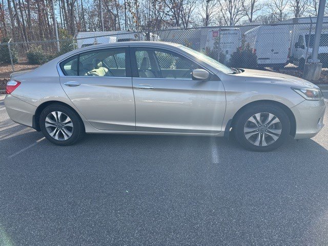 Used 2015 Honda Accord LX image 11