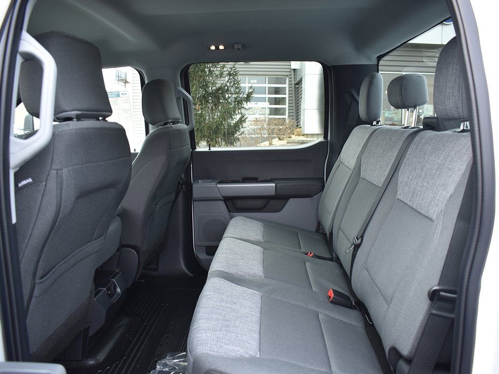 New 2025 Ford F250 XLT w/ FX4 Off-Road Package image 6