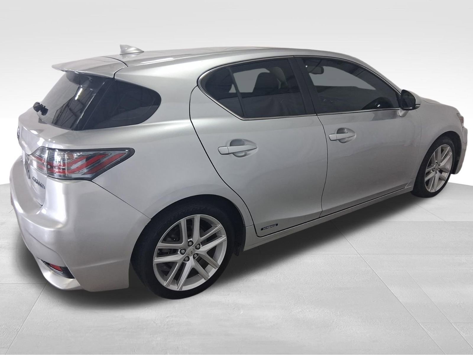 Used 2016 Lexus CT 200h w/ Seat Comfort Package image 5