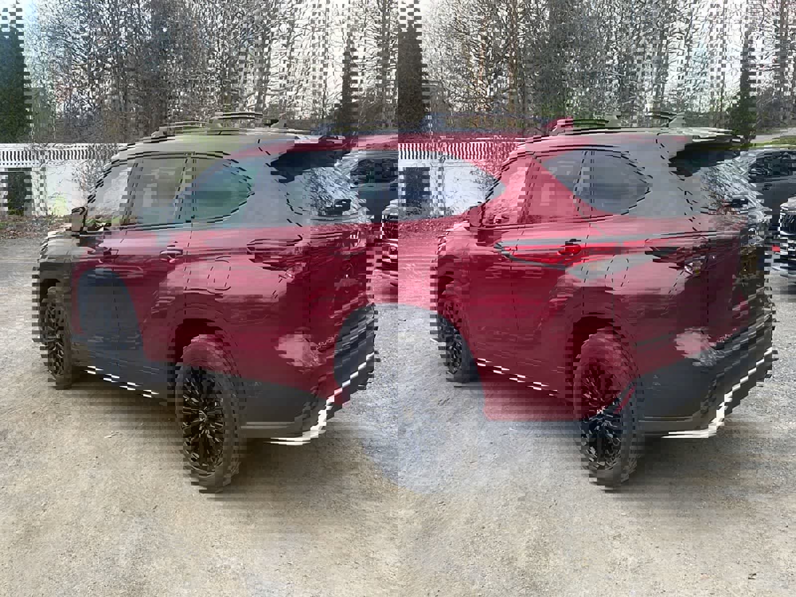 Used 2023 Toyota Highlander XSE image 6