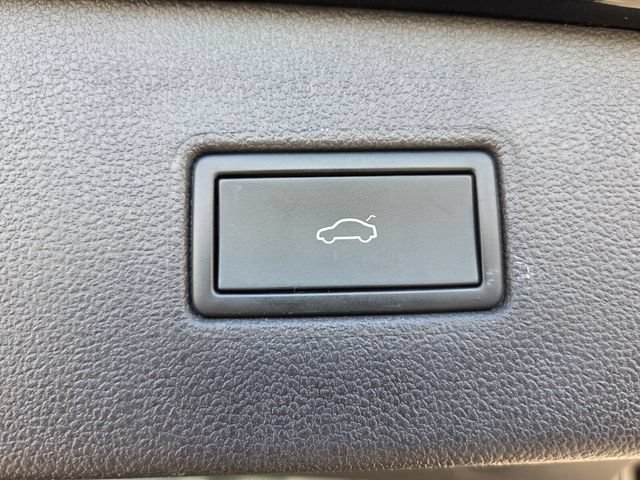 Used 2024 Volkswagen Tiguan SEL R-Line AWD/4WD image 17