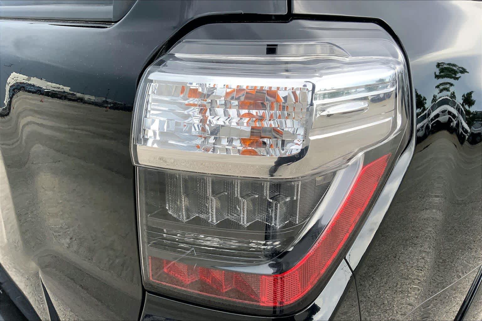 Used 2015 Toyota 4Runner SR5 Premium RWD image 30