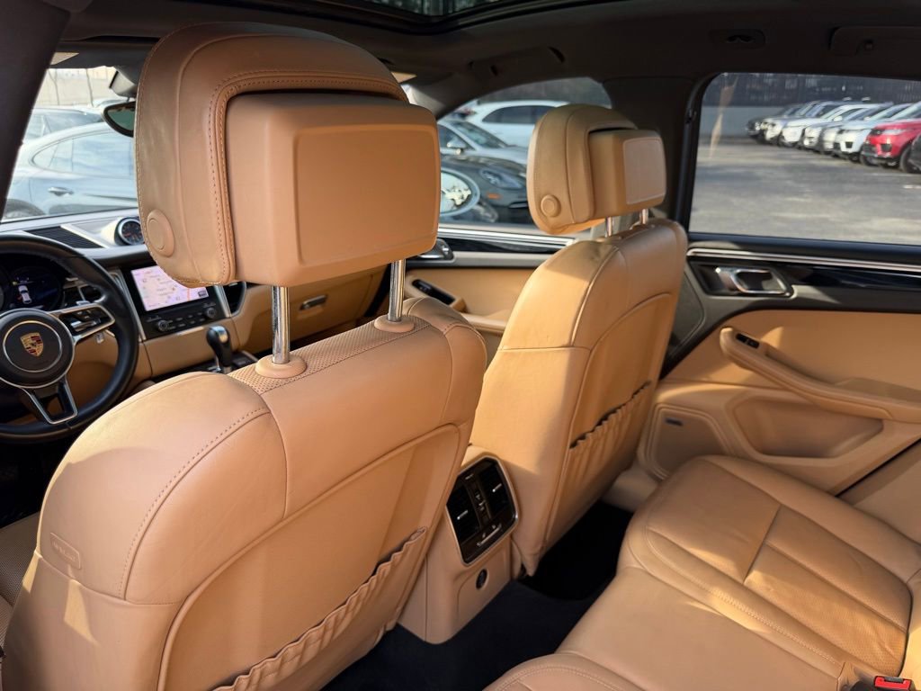 Used 2018 Porsche Macan S w/ Premium Package Plus image 23