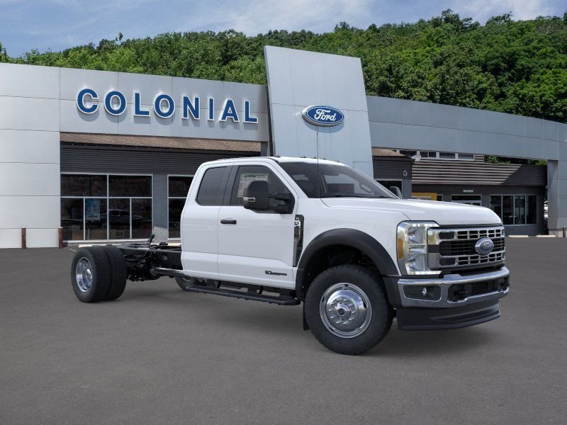 New 2026 Ford F450 XL w/ XL Chrome Package image 7