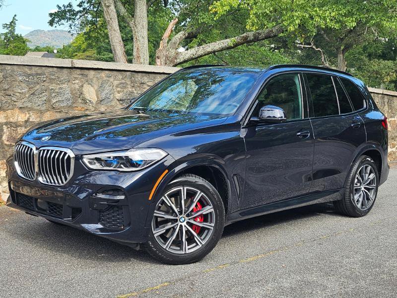 Used 2023 BMW X5 xDrive40i w/ Executive Package AWD/4WD image 4