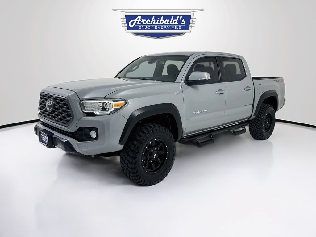 Used 2021 Toyota Tacoma TRD Off-Road w/ Technology Package AWD/4WD image 3