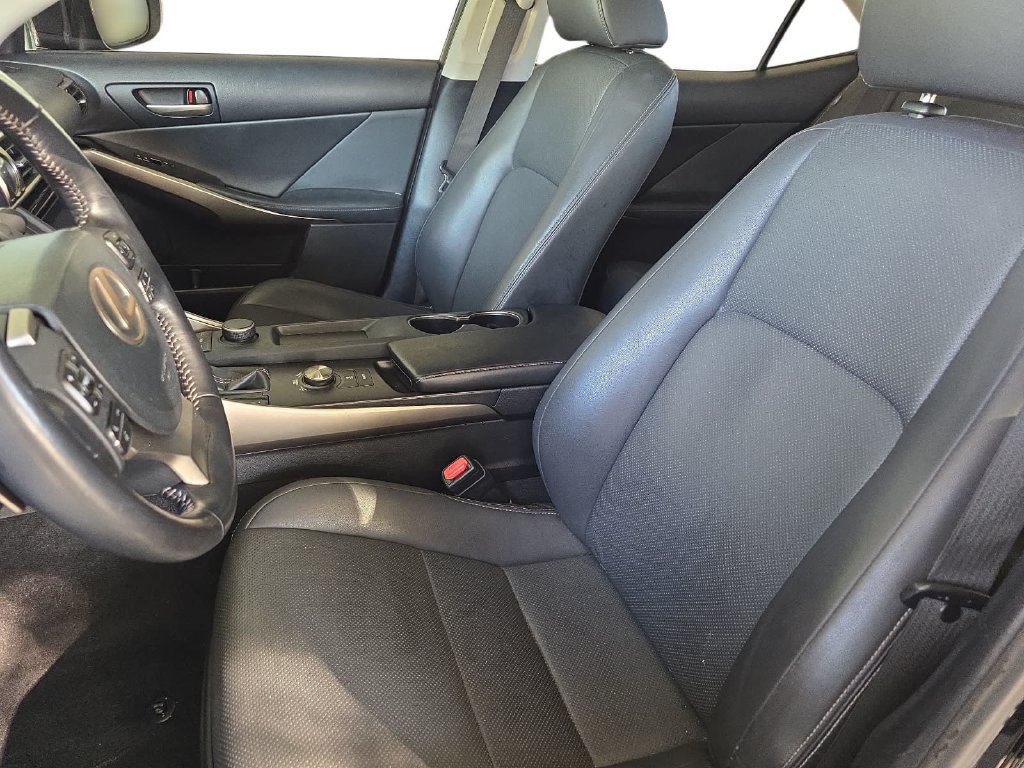 Used 2019 Lexus IS 300 w/ Accessory Package 2 RWD image 13