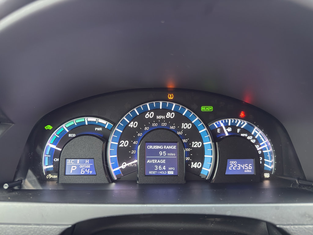Used 2012 Toyota Camry XLE w/ Leather Pkg FWD image 15