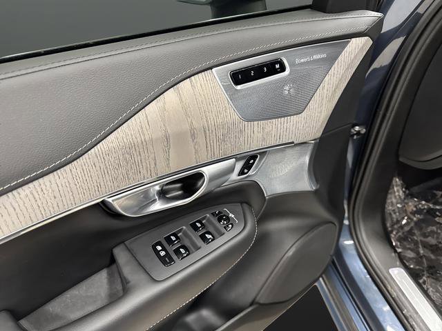 Used 2024 Volvo XC90 T8 Ultimate w/ Protection Package Premier image 28