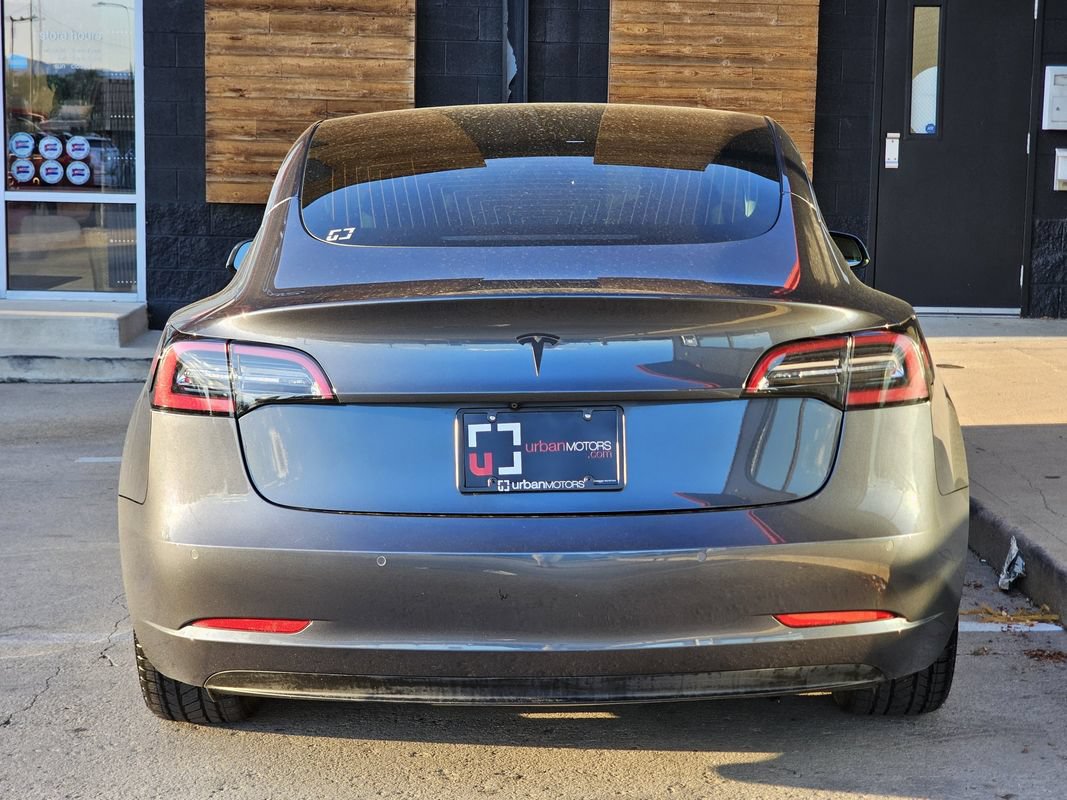 Used 2020 Tesla Model 3 Standard Range Plus RWD image 12