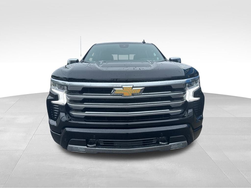 New 2026 Chevrolet Silverado 1500 High Country AWD/4WD image 3