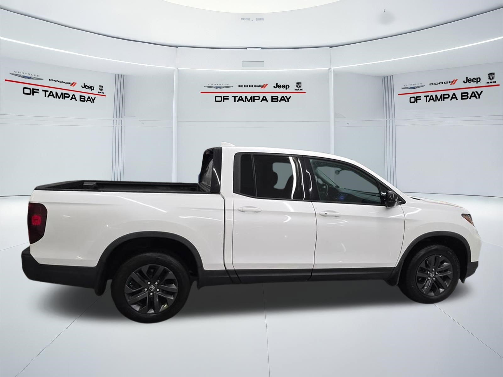 Used 2023 Honda Ridgeline Sport image 8