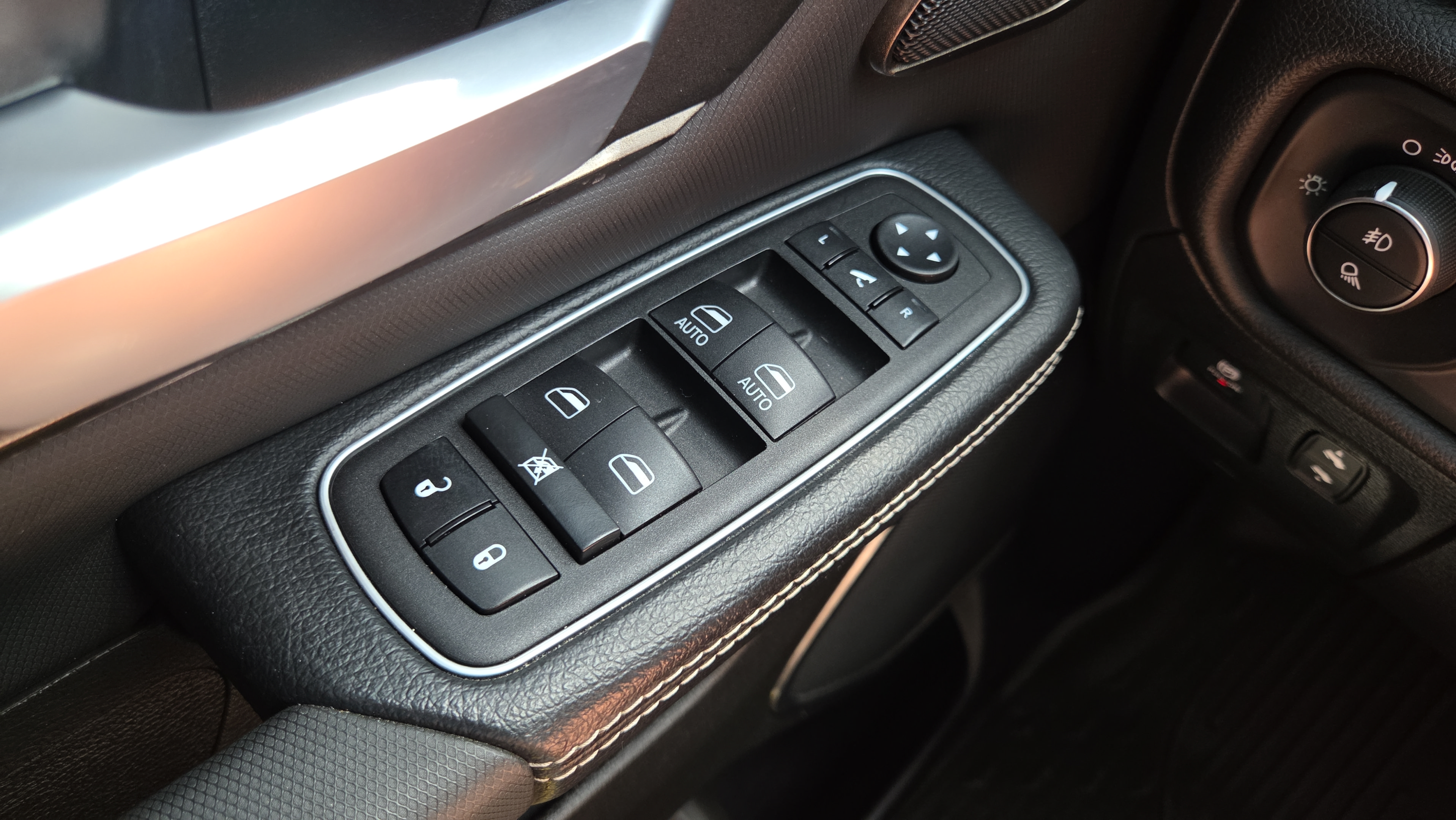 Used 2023 RAM 1500 Rebel w/ Rebel Level 2 Equipment Group AWD/4WD image 18