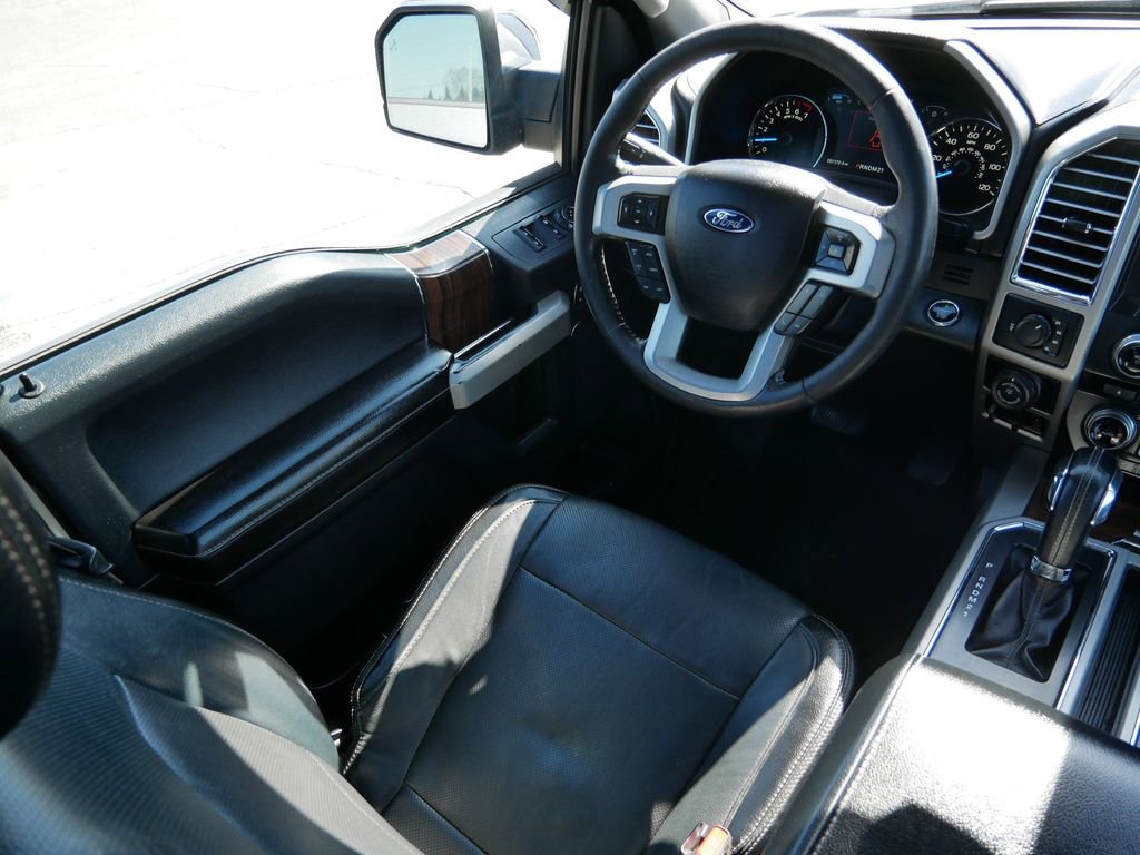 Used 2016 Ford F150 Lariat w/ Equipment Group 502A Luxury AWD/4WD image 18