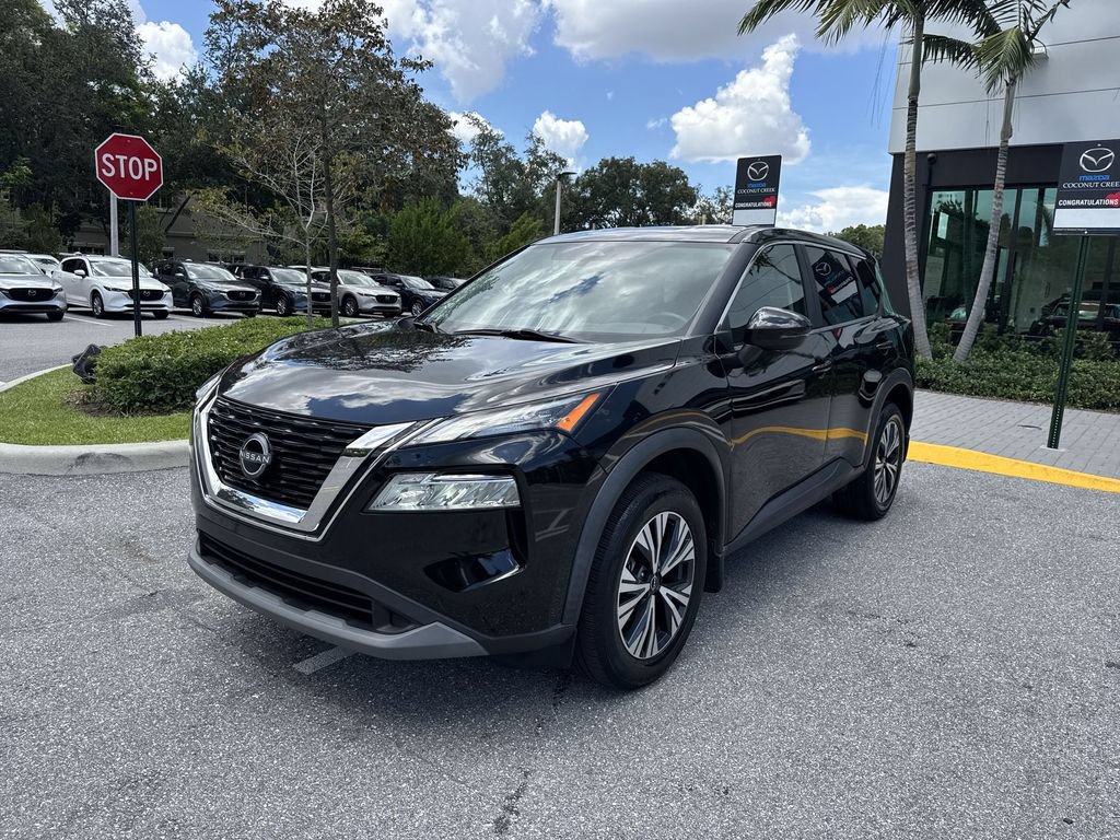 Used 2023 Nissan Rogue SV FWD image 9