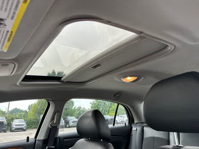 Used 2012 Chevrolet Malibu LT w/ Sunroof Package FWD image 6