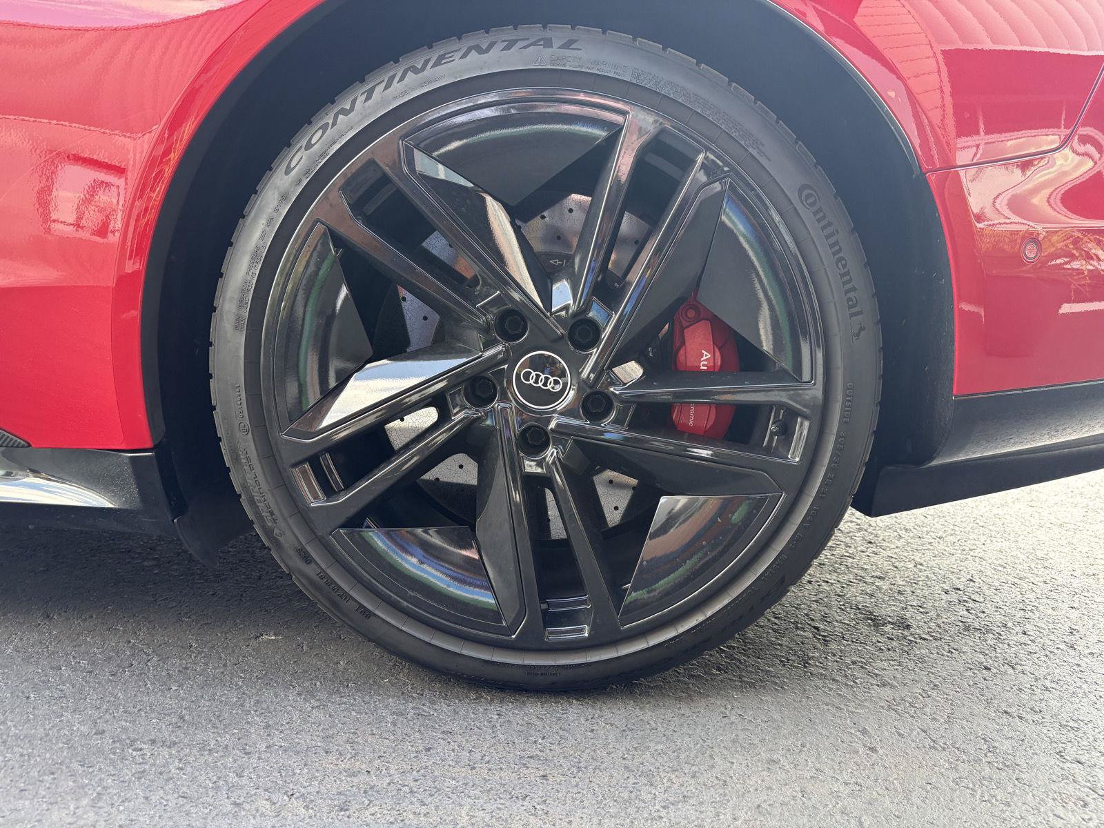 Used 2022 Audi RS e-tron GT w/ Year 1 Package AWD/4WD image 9