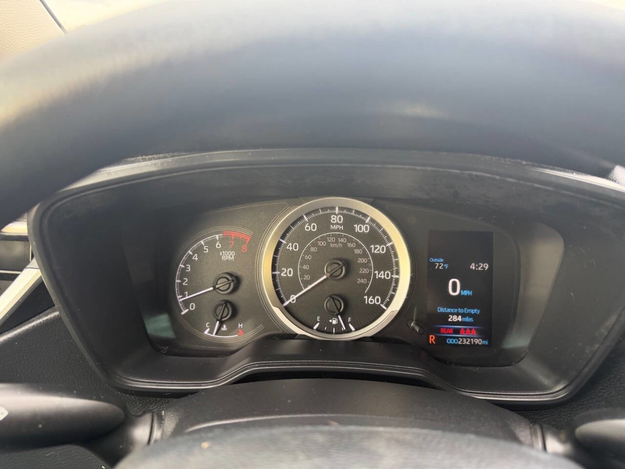 Used 2020 Toyota Corolla LE FWD image 9