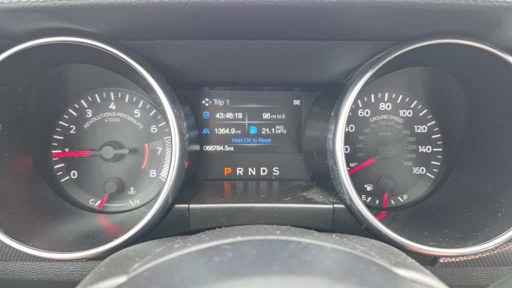 Used 2018 Ford Mustang Coupe w/ Equipment Group 101A RWD image 17