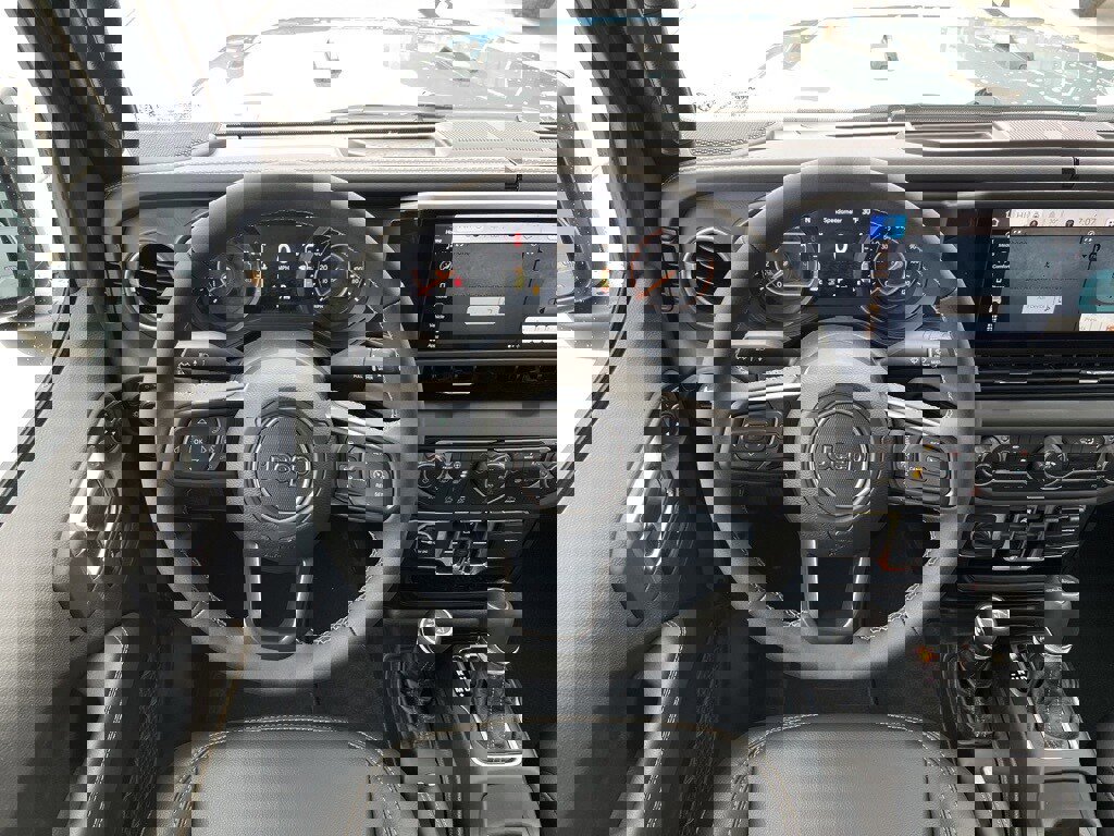 New 2026 Jeep Gladiator Sport image 12