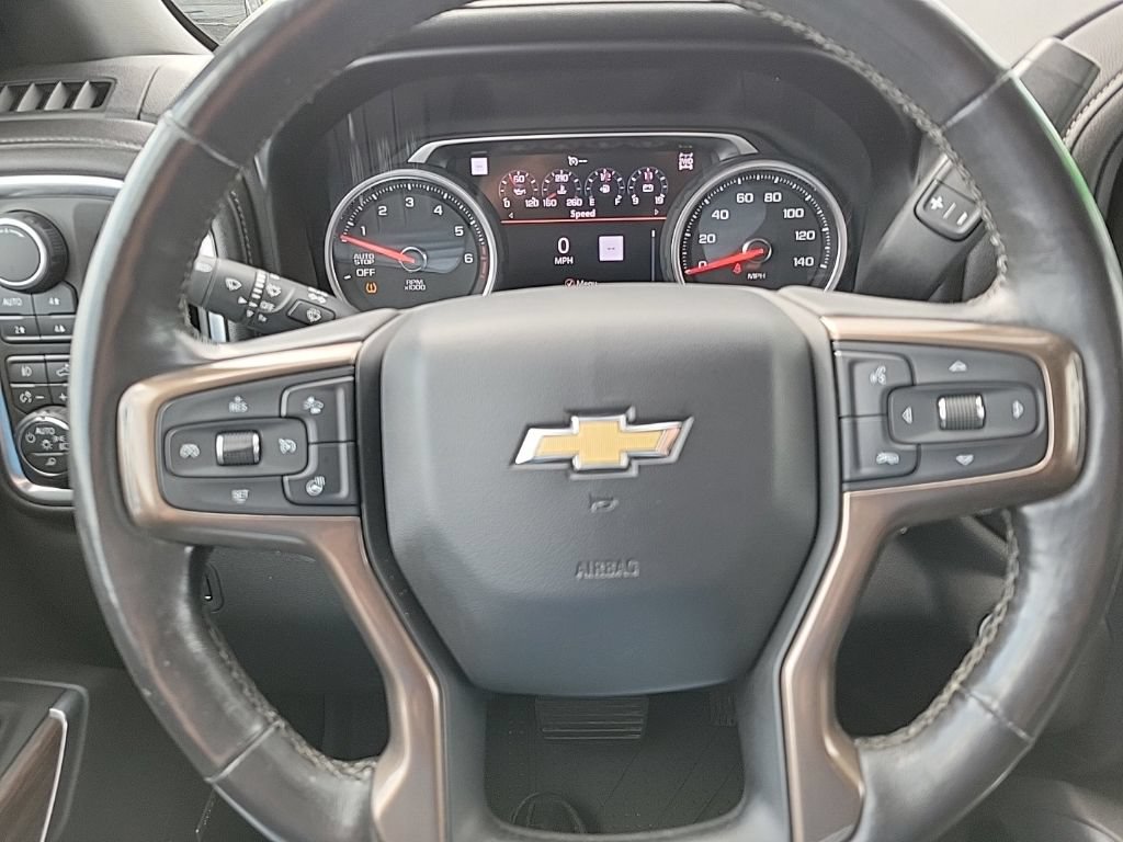 Used 2019 Chevrolet Silverado 1500 High Country w/ Technology Package AWD/4WD image 13